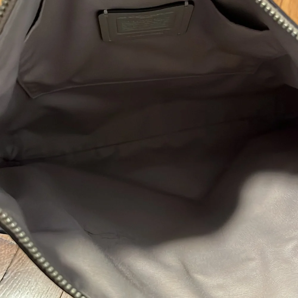Coach Light Gray Pebbled Leather Crossbody‎ Bag
